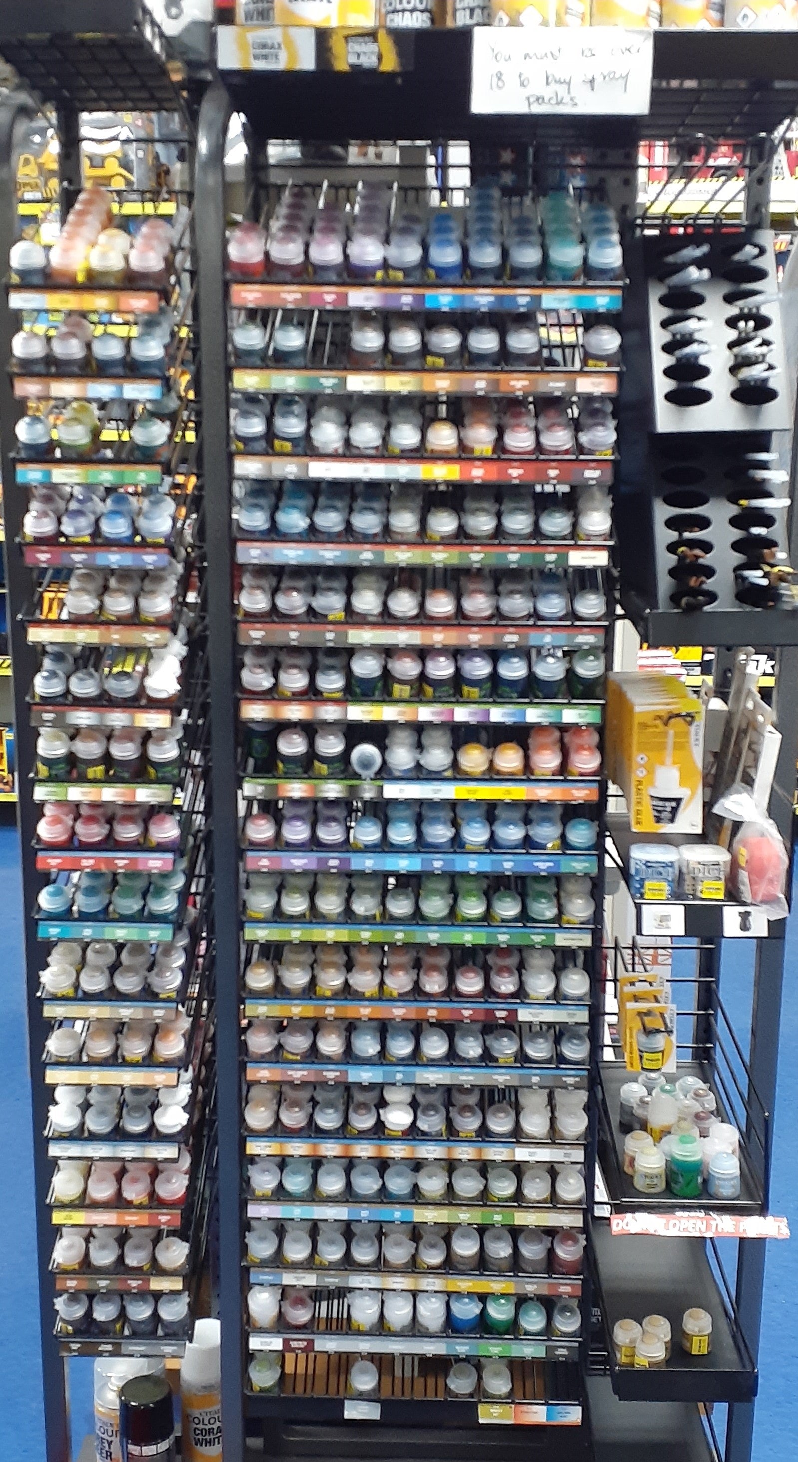 Warhammer large range of models, Paints & Accessories in stock